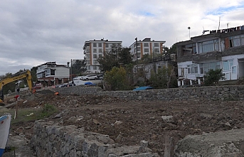 Osman Nuri Ekim'den Yıldızlı sahilindeki inşaatlar ile ilgili iddialara cevap geldi.