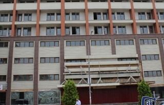 Demirci : Cevabı belediyenin her bir kiralık işyerinin...