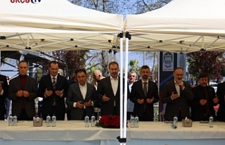 Akçaabat'ta geleneksel bayramlaşma töreni...