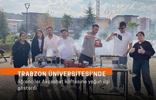 Öğrenciler Akçaabat köftesine yoğun ilgi gösterdi