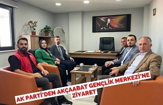 AK Parti'den Akçaabat Gençlik Merkezi’ne Ziyaret