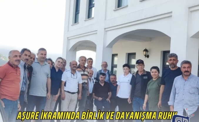 Aşure İkramında Birlik ve Dayanışma Ruhu