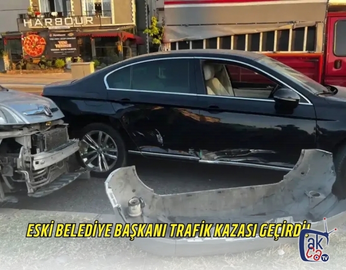 Eski Belediye Başkanı Trafik Kazası Geçirdi!